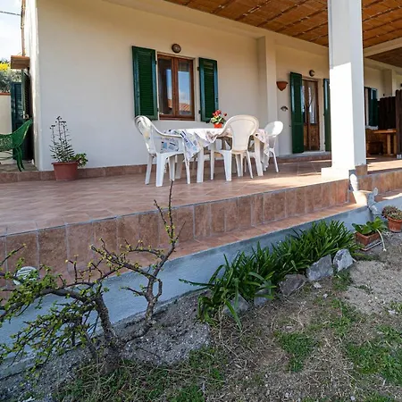 Bilocale Lo Scoglio - Goelba Appartamento